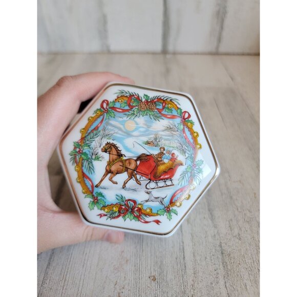 Heritage‎ House 1988 Melodies of Xmas Jingle Bells trinket music box - Picture 3 of 5